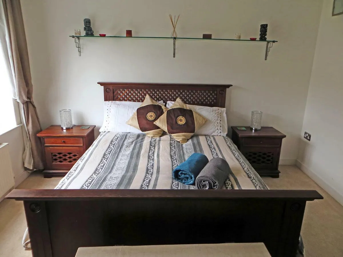 Holiday home Hidden Treasure Set Within A 1900'S Pumping Station Villa London United Kingdom