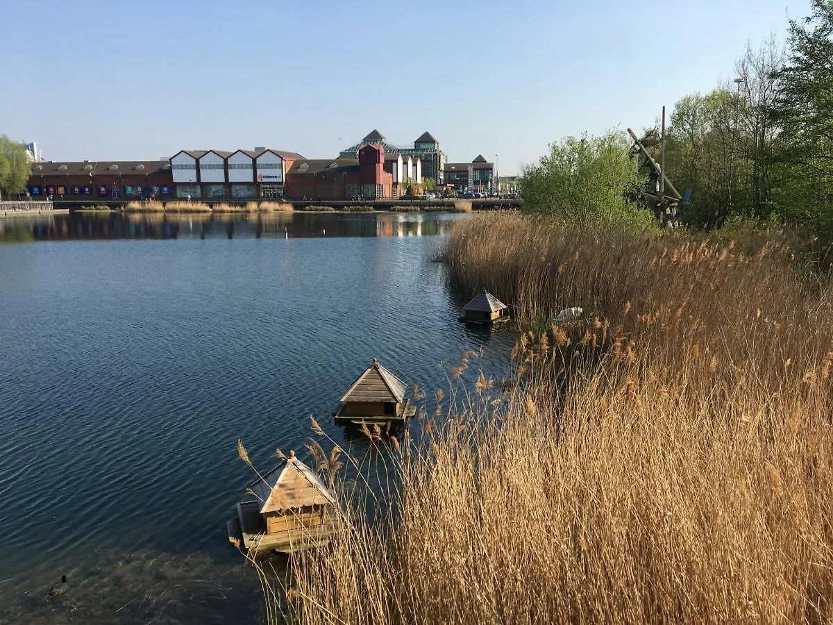 Hidden Treasure Set Within A 1900'S Pumping Station Villa Londen